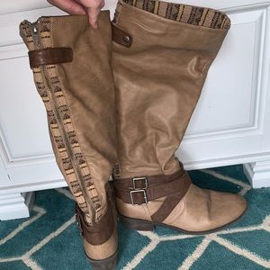 Women’s size 11 pink and pepper boots